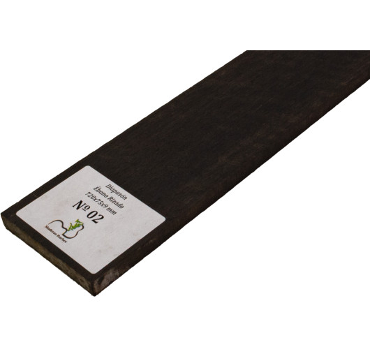 Touche en ébène ondé 720x75x9 mm MB Exclusive N°2, détail du grain ondé