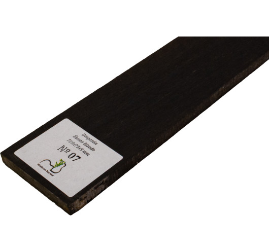 Touche en ébène ondé 720x75x9 mm MB Exclusive N°7, détail du grain ondé
