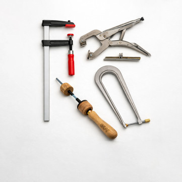 Serre-joints, Étaux et Sujetion