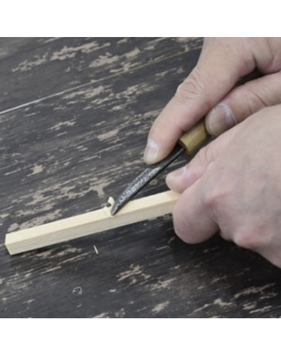 El cuchillo de forma redondeada "Maru", que significa redondo, se utiliza para trabajar zonas curvas y dibujar líneas curvas, 2