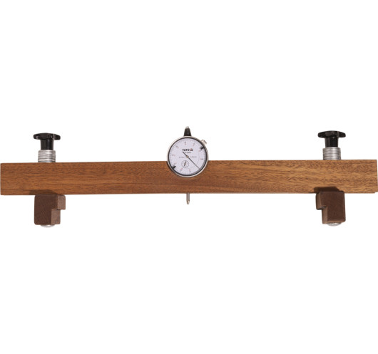 Estructura para Medición de Deflexión con Reloj Yato