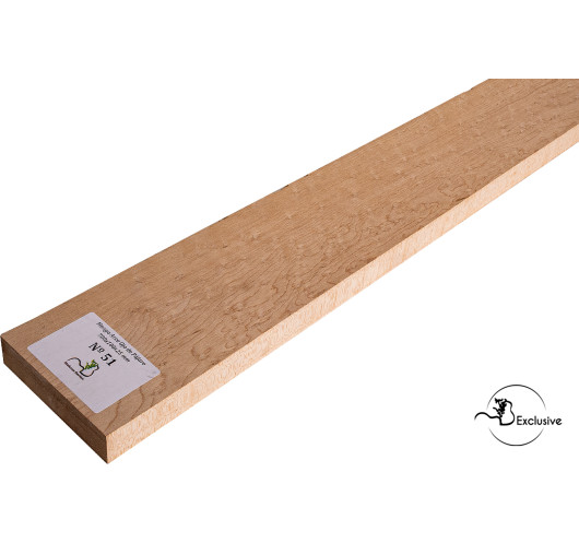 Detalle de la figura natural del arce ojo de pájaro en mango MB Exclusive para guitarra eléctrica
